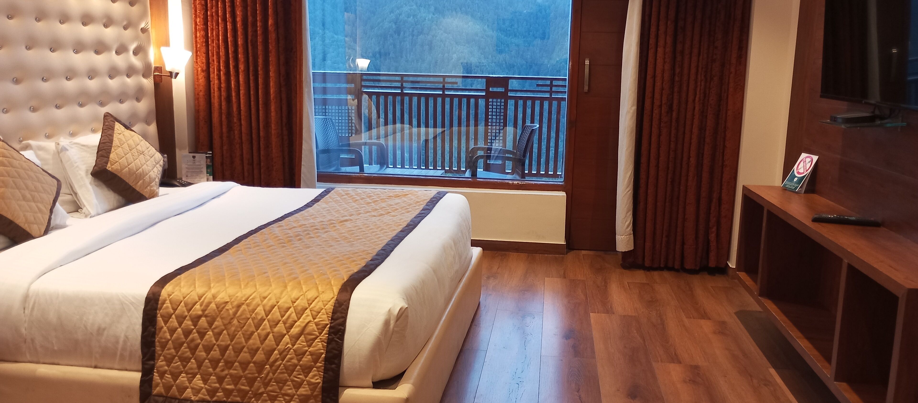 プレミアム ダブルルーム | バルコニー