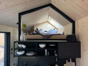 2 Schlafzimmer, Reisekinderbett, kostenloses WLAN, Bettwäsche