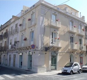 Majoituspaikan julkisivu