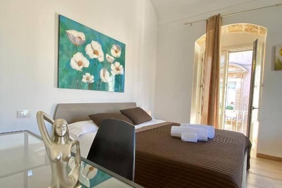Classic Room | Soundproofing, WiFi (free), bed sheets