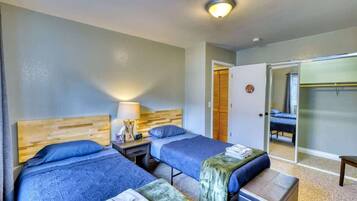 2 soverom, strykejern/-brett, wi-fi og sengetøy