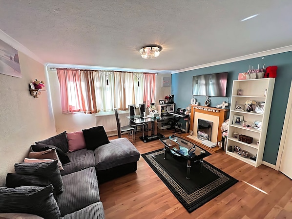 Apartment, Multiple Beds | Living area - Stunning 2-bed Apartment in Bristol (Bristol)