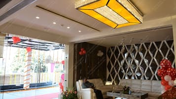 Quầy tiếp tân