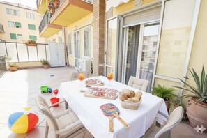 Basic-Apartment | Terrasse/Patio