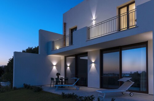 luxury holiday home in Lo Stagnone I Palm Kite Paradise I Casa A