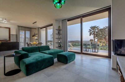 luxury holiday home in Lo Stagnone I Palm Kite Paradise I Casa A