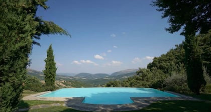 Beautiful Villa in a peaceful place, ideal for family holidays.