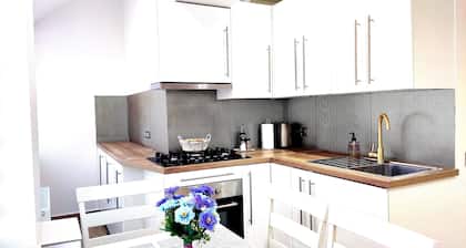 2BR&LIVING center city CHISINAU
