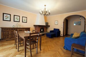 Nicht klassifiziertes Bild, 4 von 13, Schaltfläche