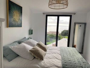 3 chambres, fer et planche à repasser, lit parapluie, Wi-Fi gratuit