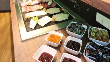 Daily buffet breakfast (EUR 7 per person)