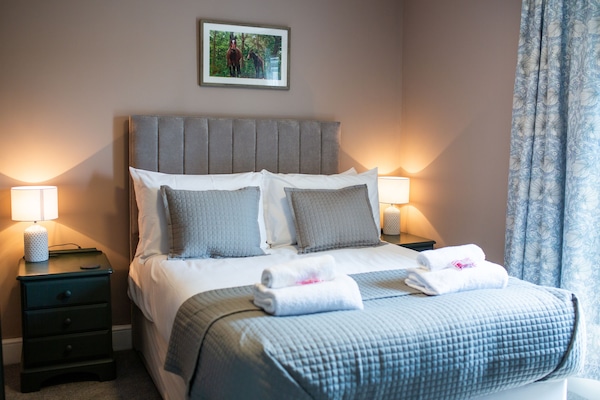 Chambre Double Standard | Bureau, espace de travail pour ordinateur portable, Wi-Fi gratuit