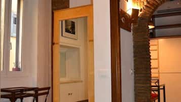 1 camera, ferro/asse da stiro, Wi-Fi gratuito, lenzuola