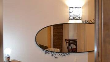 1 makuuhuone, silitysrauta/-lauta, ilmainen Wi-Fi, vuodevaatteet