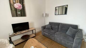 TV, lareira