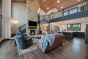 TV connectée, cheminée