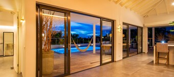 Luxurious Villa Coconut With Private Pool