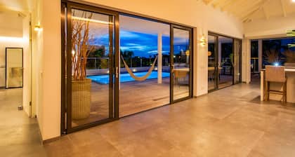 Luxurious Villa Coconut With Private Pool