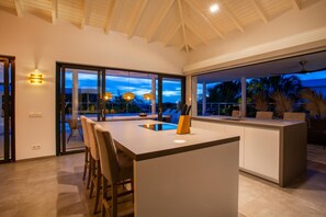 Villa - Luxurious Villa Coconut With Private Pool (Jan Thiel)