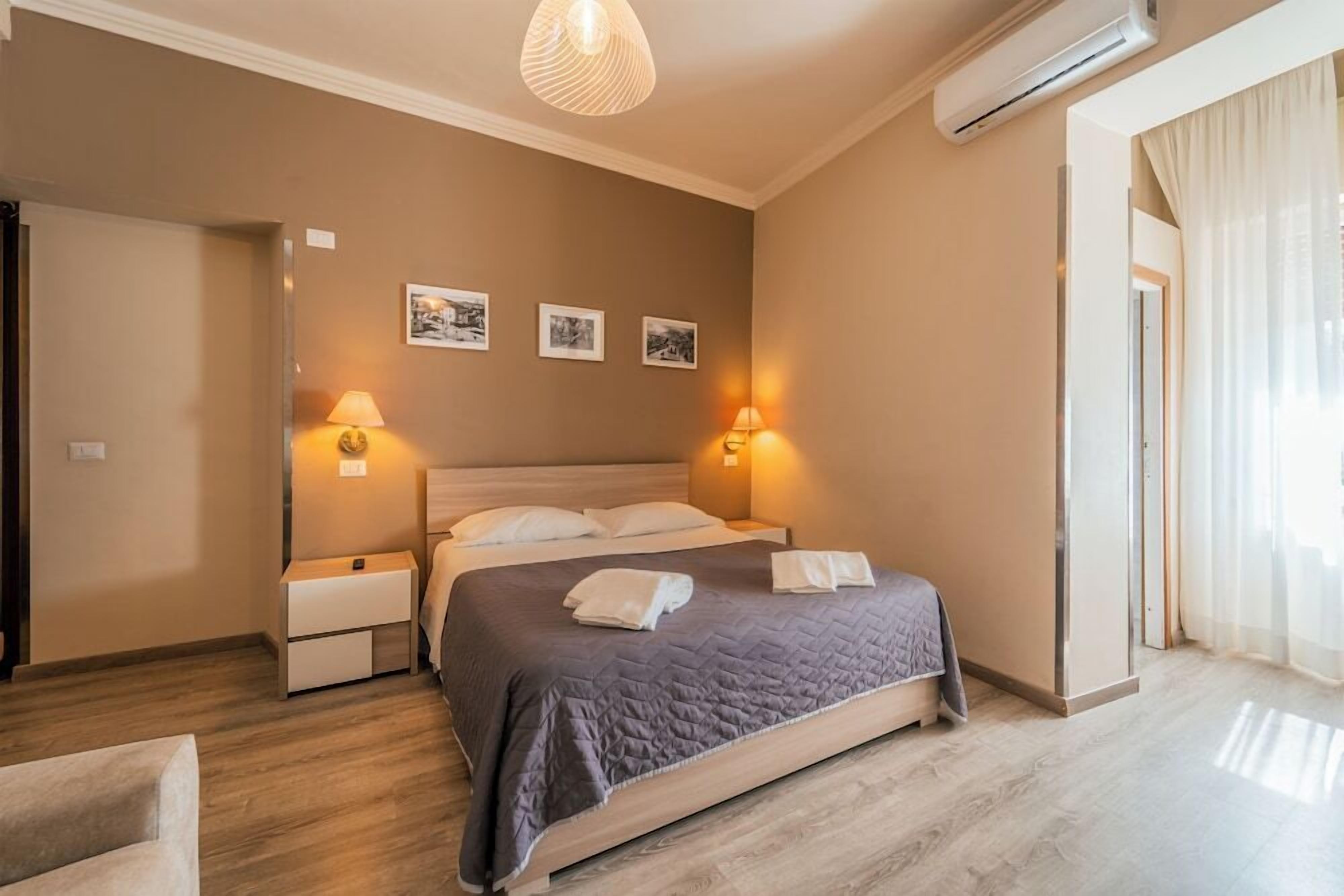 In-room safe, free WiFi, bed sheets, wheelchair access
