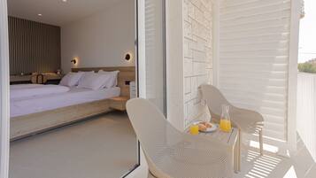 Superior-Zimmer, 1 King-Bett | Balkon