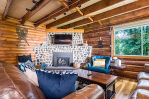 Smart TV, fireplace, foosball, table tennis