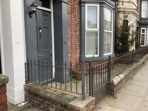 Exterior detail - 1900 House —6 min to Light Stadium and the beach (Sunderland)