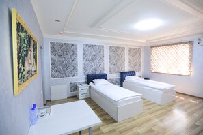 Phòng 2 giường đơn Tiêu chuẩn | Truy cập Internet không dây miễn phí, bộ trải giường 