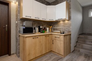 Electric kettle, high chair