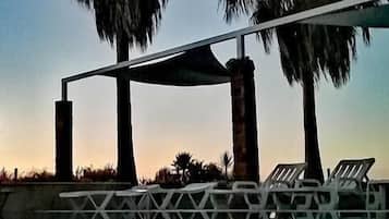 Piscina externa sazonal