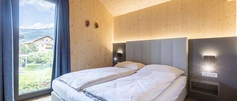 4 habitaciones, wifi gratis y ropa de cama