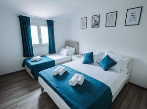 7 chambres, Wi-Fi, draps fournis