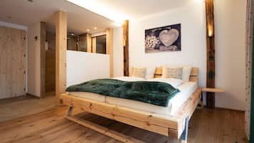 Habitación Confort, 1 cama de matrimonio grande, no fumadores | Ropa de cama hipoalergénica, escritorio, sistema de insonorización