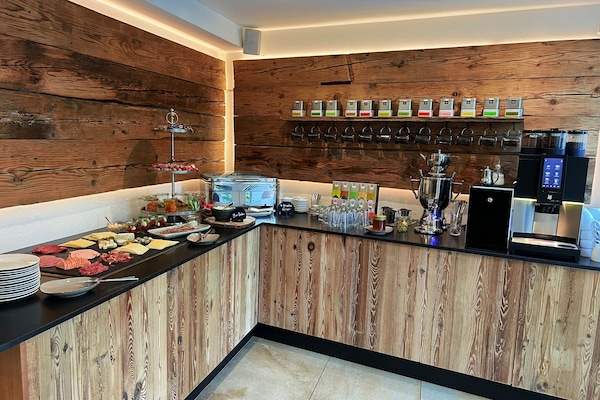 Petit déjeuner buffet compris tous les jours