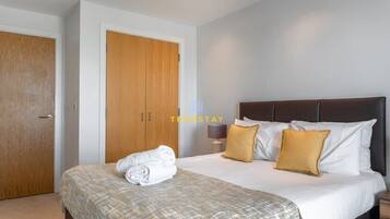 1 chambre, fer et planche Ă repasser, Wi-Fi, draps fournis