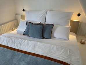 2 Schlafzimmer, Zimmersafe, Bügeleisen/Bügelbrett, Reisekinderbett