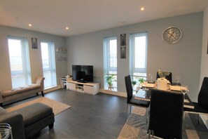 Living area - ABBA Views (London)