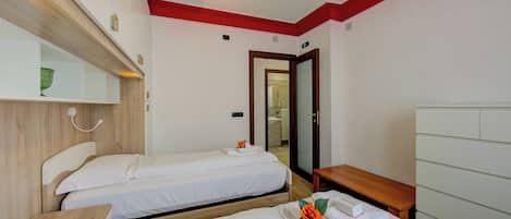 Family House, Multiple Bedrooms, Mountainside (Il Giardino In Montagna Family)