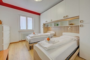 Family House, 2 Bedrooms, Microwave, Mountainside (Il Giardino In Montagna Family) | 2 bedrooms, WiFi