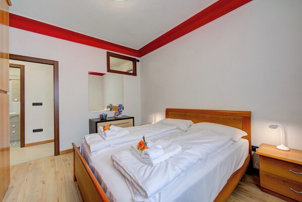 Familjehus - 2 sovrum - intill bergen (Il Giardino In Montagna Family) | 2 sovrum, gratis wi-fi och sängkläder