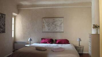 1 chambre, Wi-Fi gratuit, draps fournis