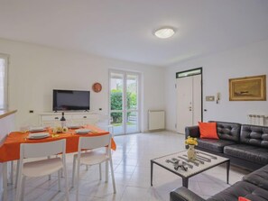 Fernseher, DVD-Player