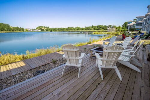 Pet-friendly, Lake Front Home on the Beach with Golf Cart