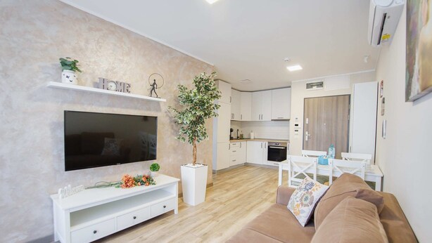 TV, offices - Cappuccino Colors at West Residence (Oradea)