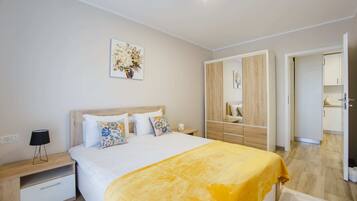 1 habitación, tabla de planchar con plancha, wifi y ropa de cama