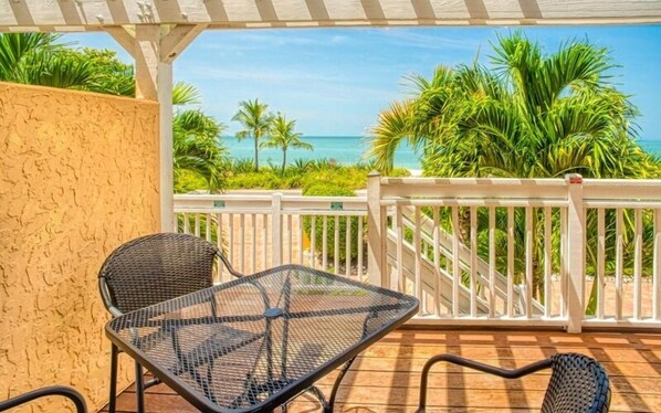 Property grounds - Conch 4 Bedroom Townhouse by RedAwning (Captiva)