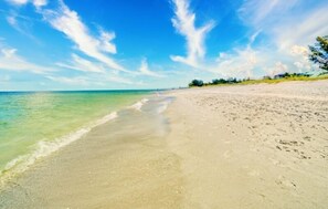 House, 3 Bedrooms | Beach