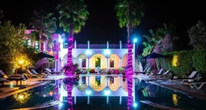 Seasonal outdoor pool - Hotel Riad Qodwa (Sidi Abdallah Ghiat)
