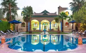 Front of property - Hotel Riad Qodwa (Sidi Abdallah Ghiat)