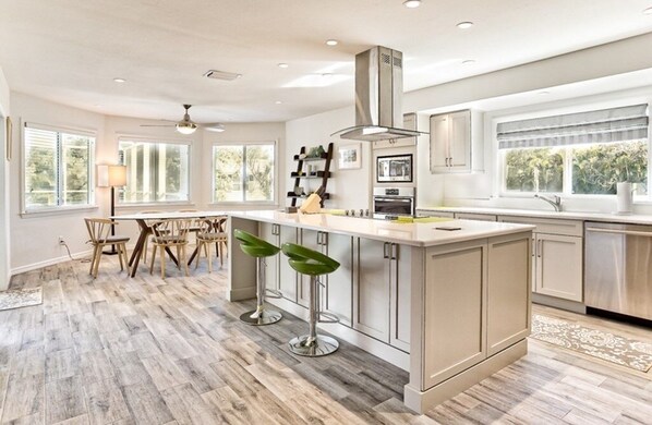 House, 4 Bedrooms | Private kitchen - Osprey House 4 Bedroom Home by RedAwning (Sanibel)